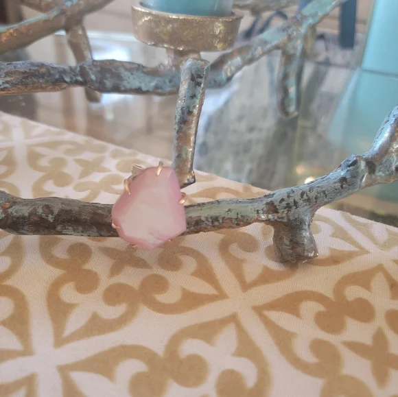 Kendra Scott Megan Pink Mother of Pearl Ring Size 6 - Picture 13 of 15